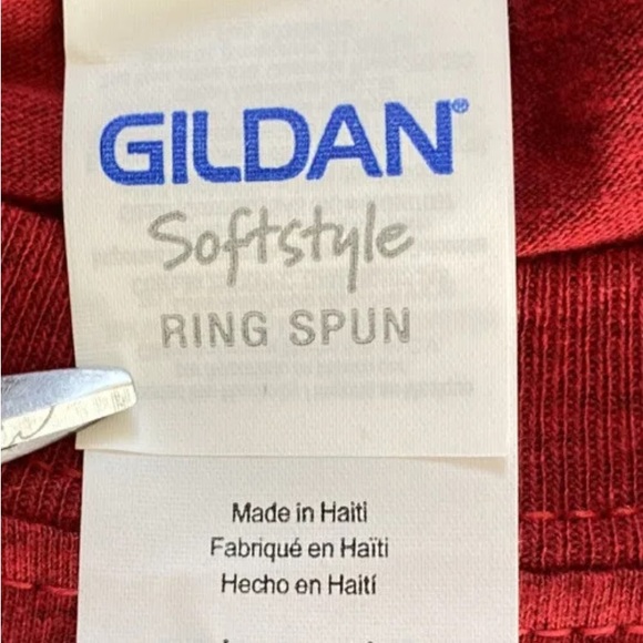 The Walking Dead Megabox Exclusive Men’s Small S Red T-shirt 2016 Saviors - Picture 3 of 3